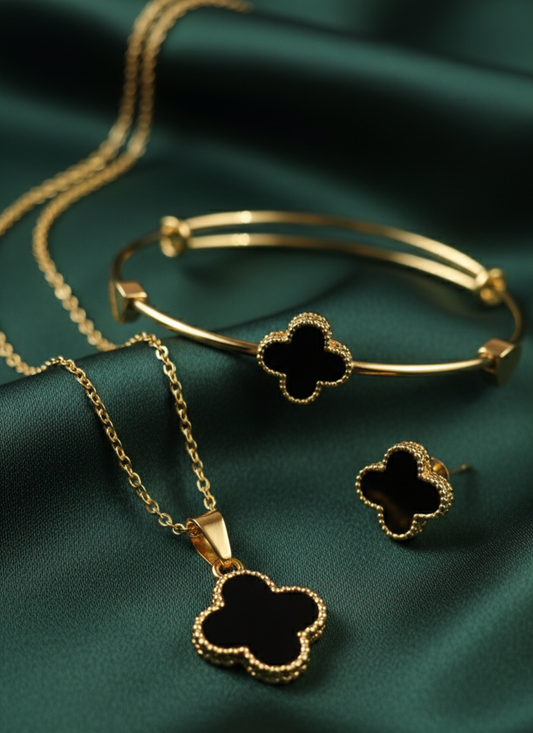 Elegant Black Clover Jewellery Set – Necklace, Bracelet & Earrings