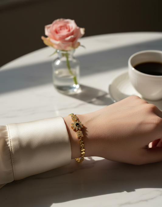 Black Gemstone Daisy Heart Chain Bracelet