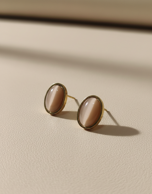 Classic Oval Cat's Eye Cabochon Gold Stud Earrings